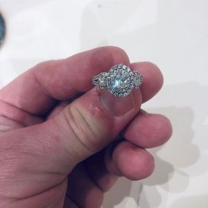 Vera Wang wedding band